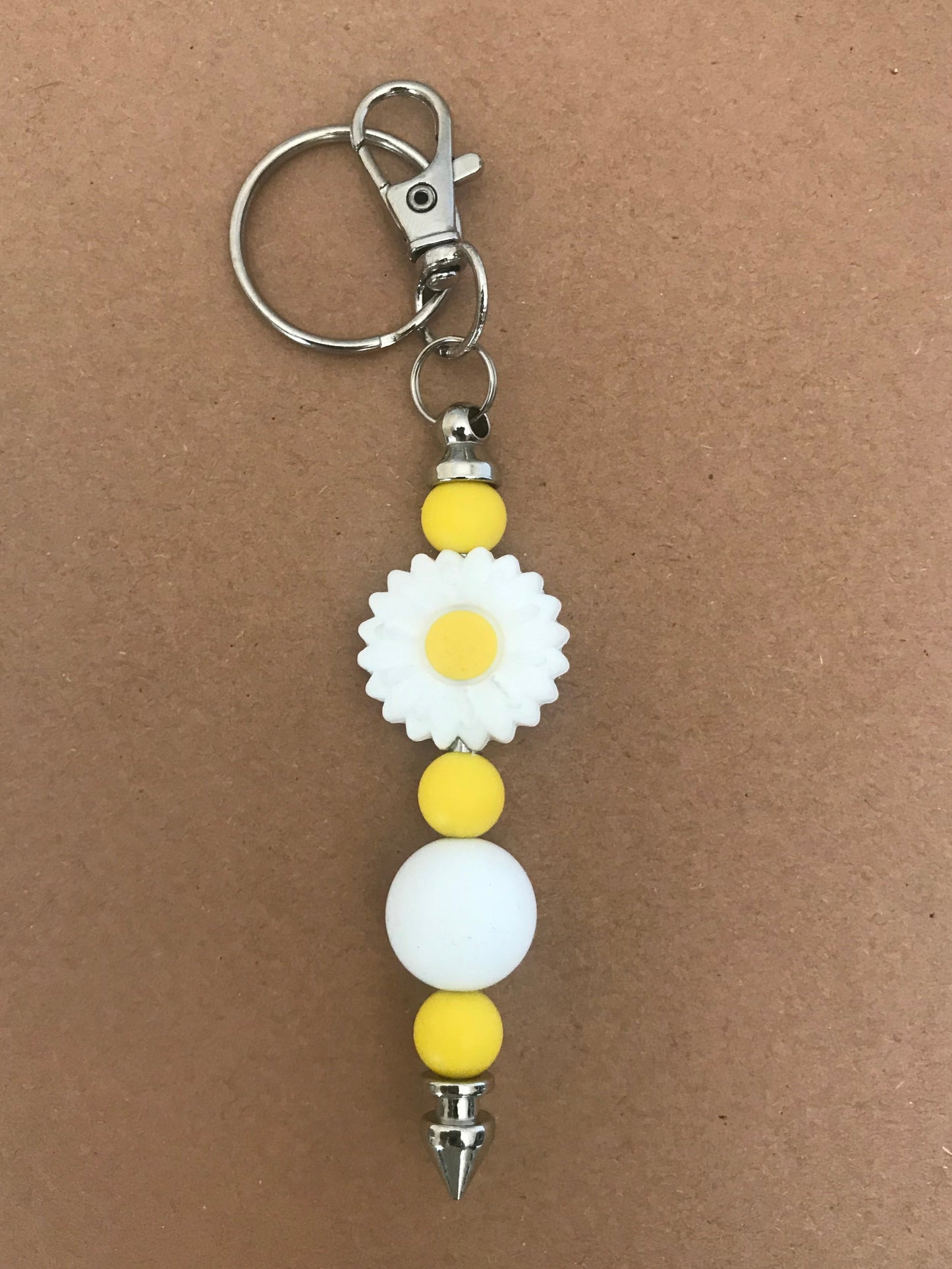Daisy Beaded Keychain