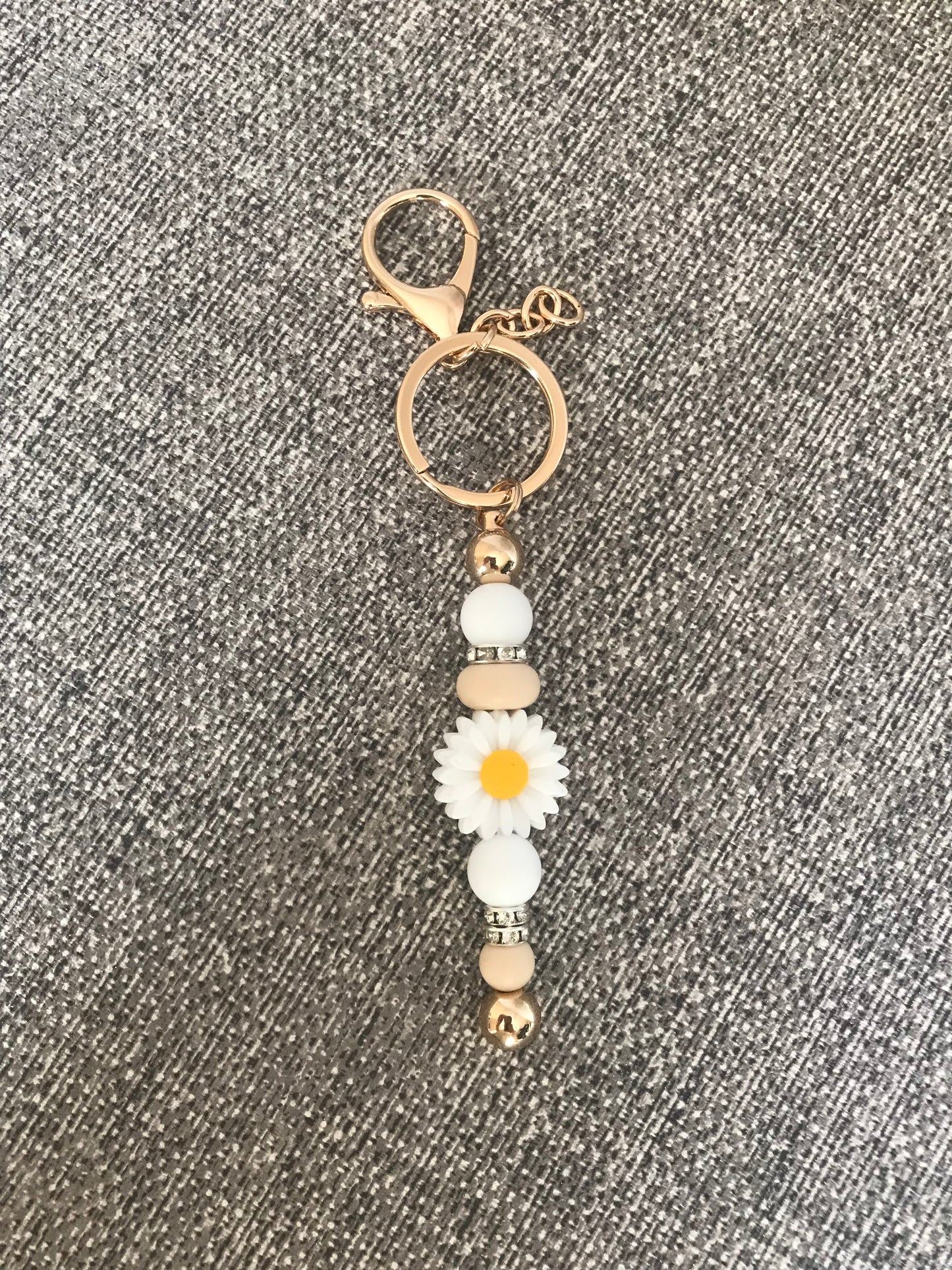 Rose Gold Daisy Keychain