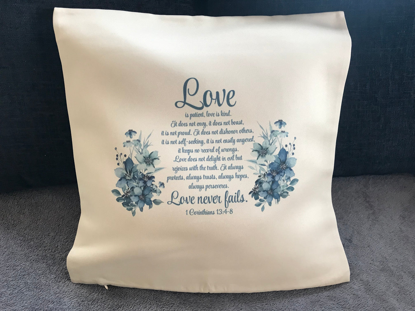 Cushion Cover 45x45cm Love Never Fails 1 Corinthians 13:4-8