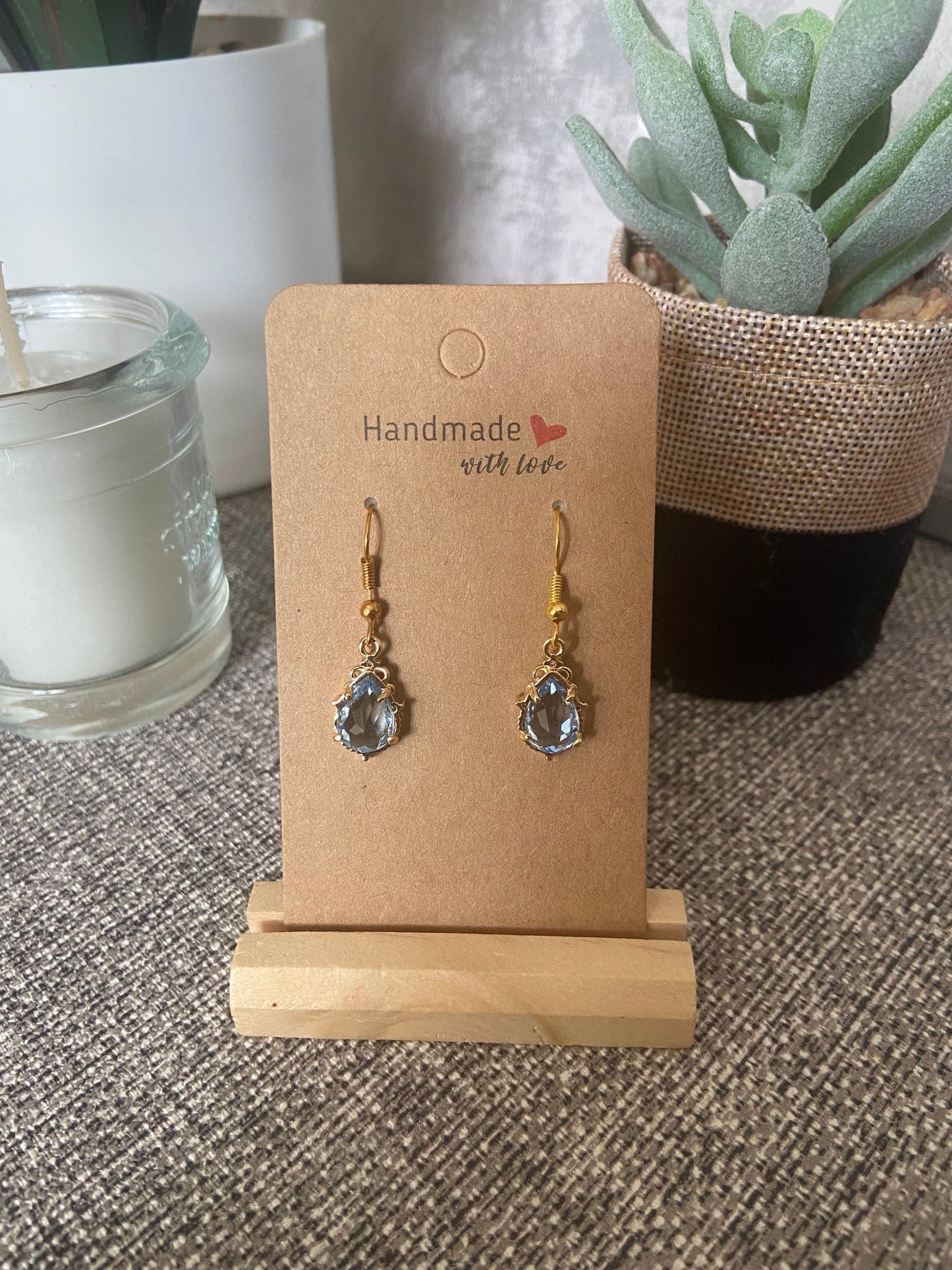 Teardrop Glass Gold Earring
