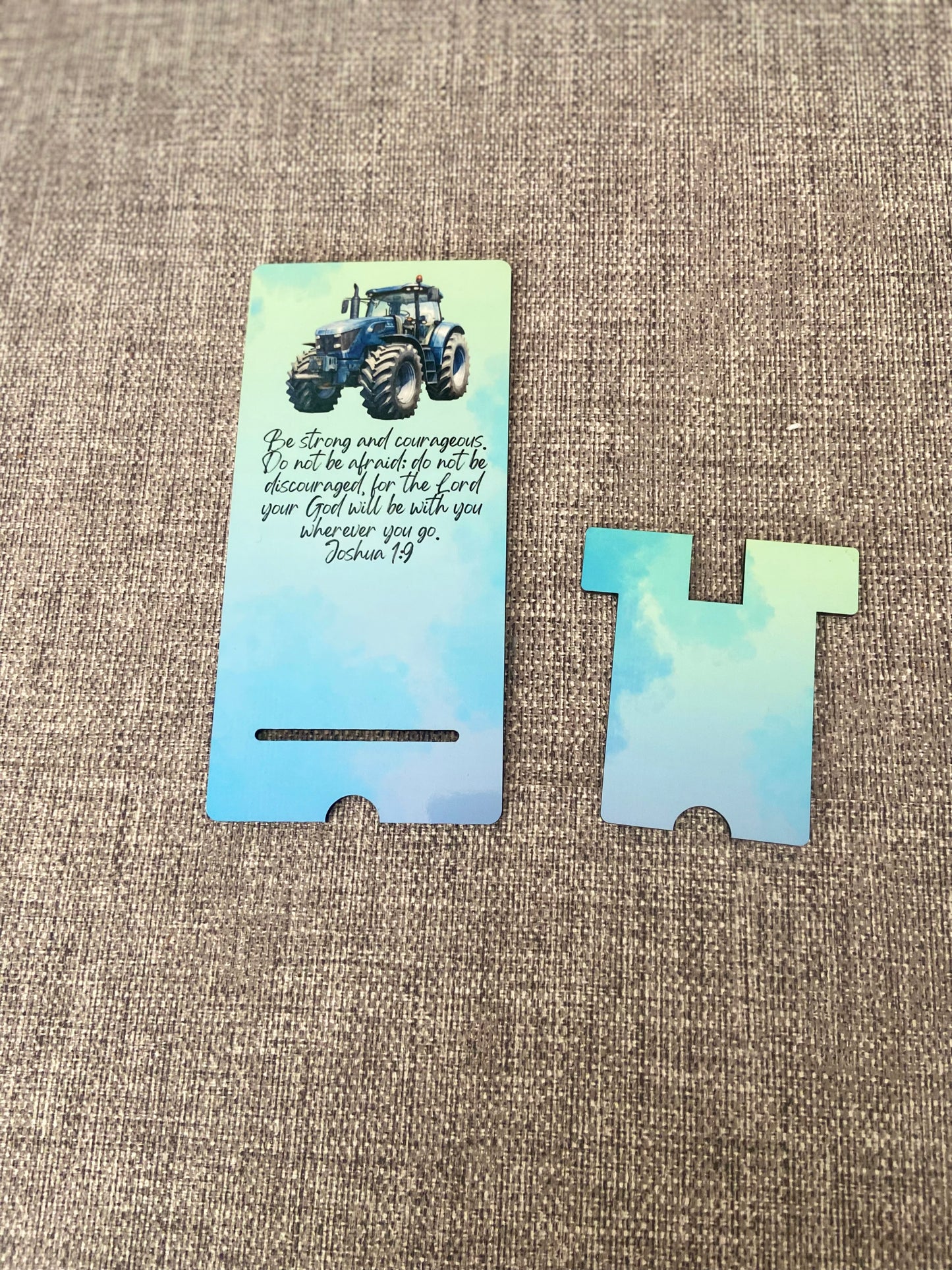 Mobile Phone Stand MDF - Be Strong & Courageous Joshua 1:9 Blue Tractor