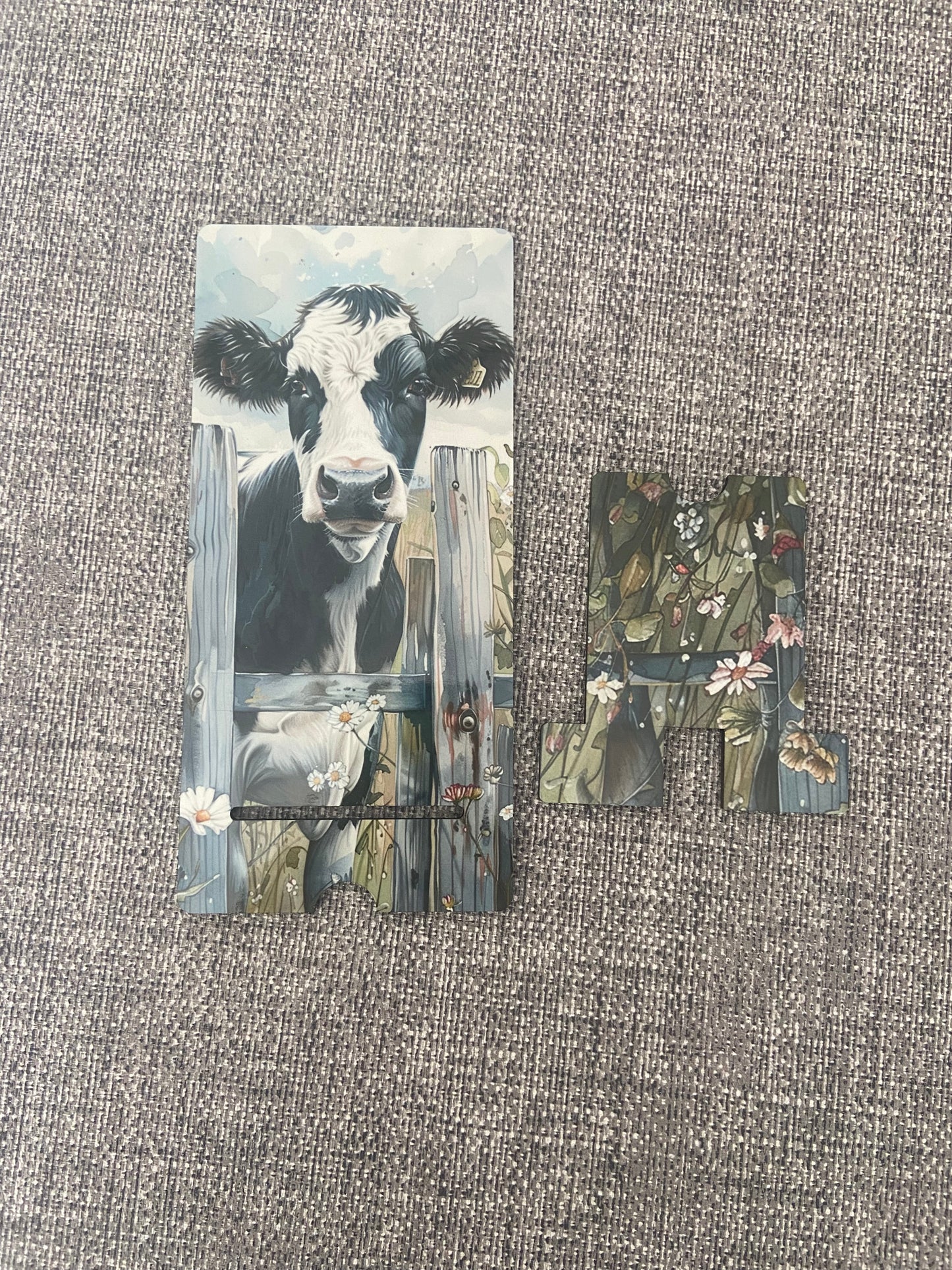 Mobile Phone Stand MDF - Cow In Field