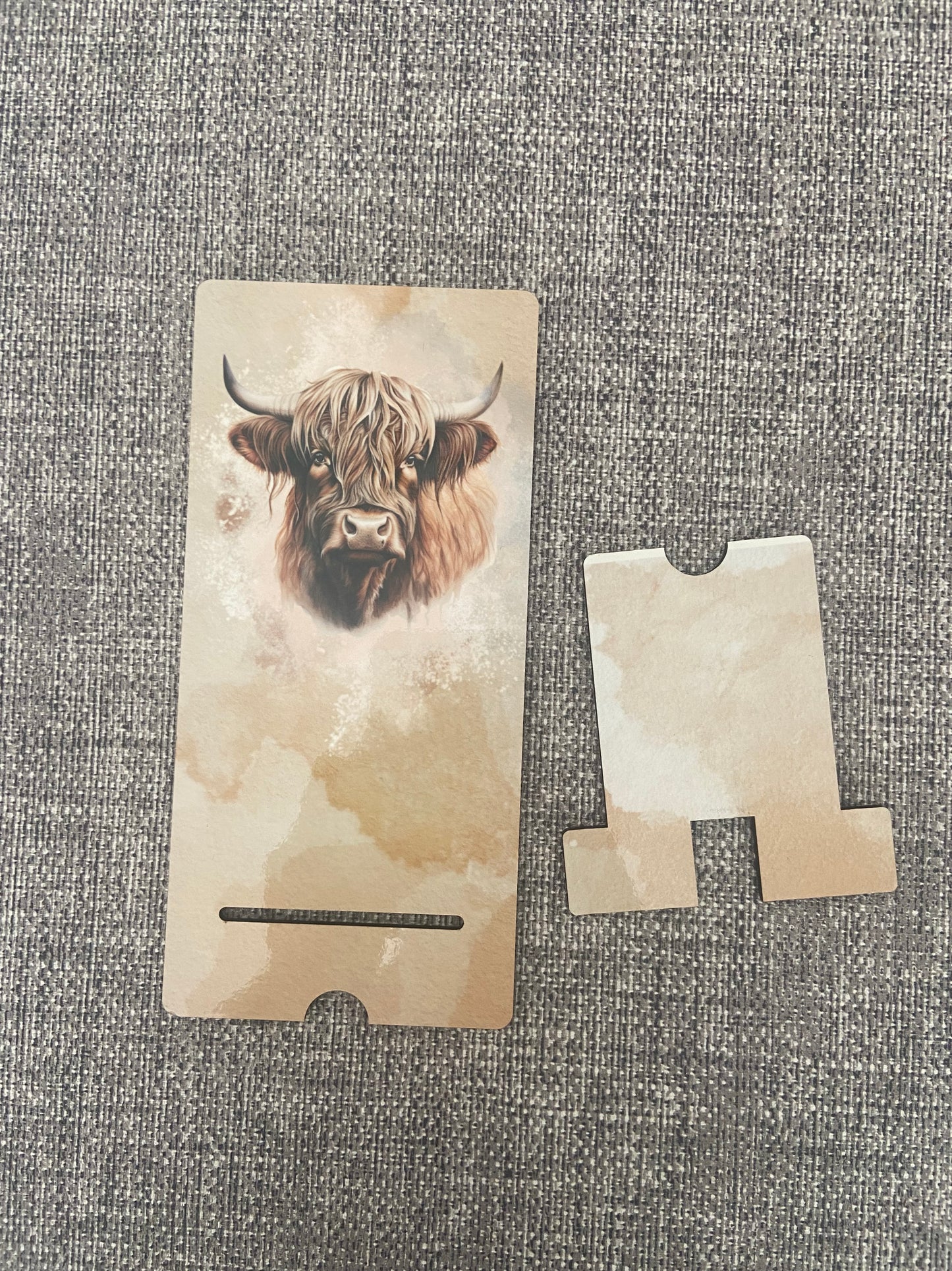 Mobile Phone Stand MDF - Highland Cow