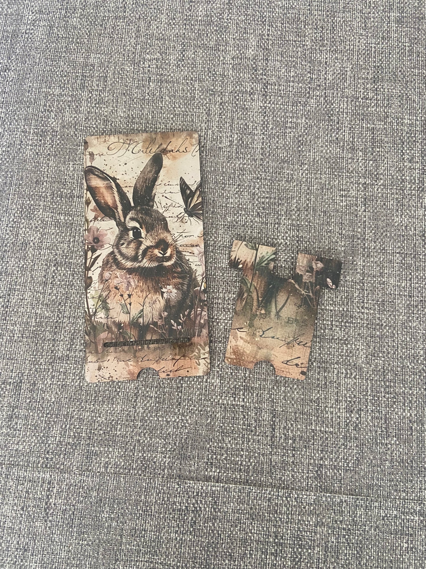 Mobile Phone Stand MDF - Vintage Rabbit