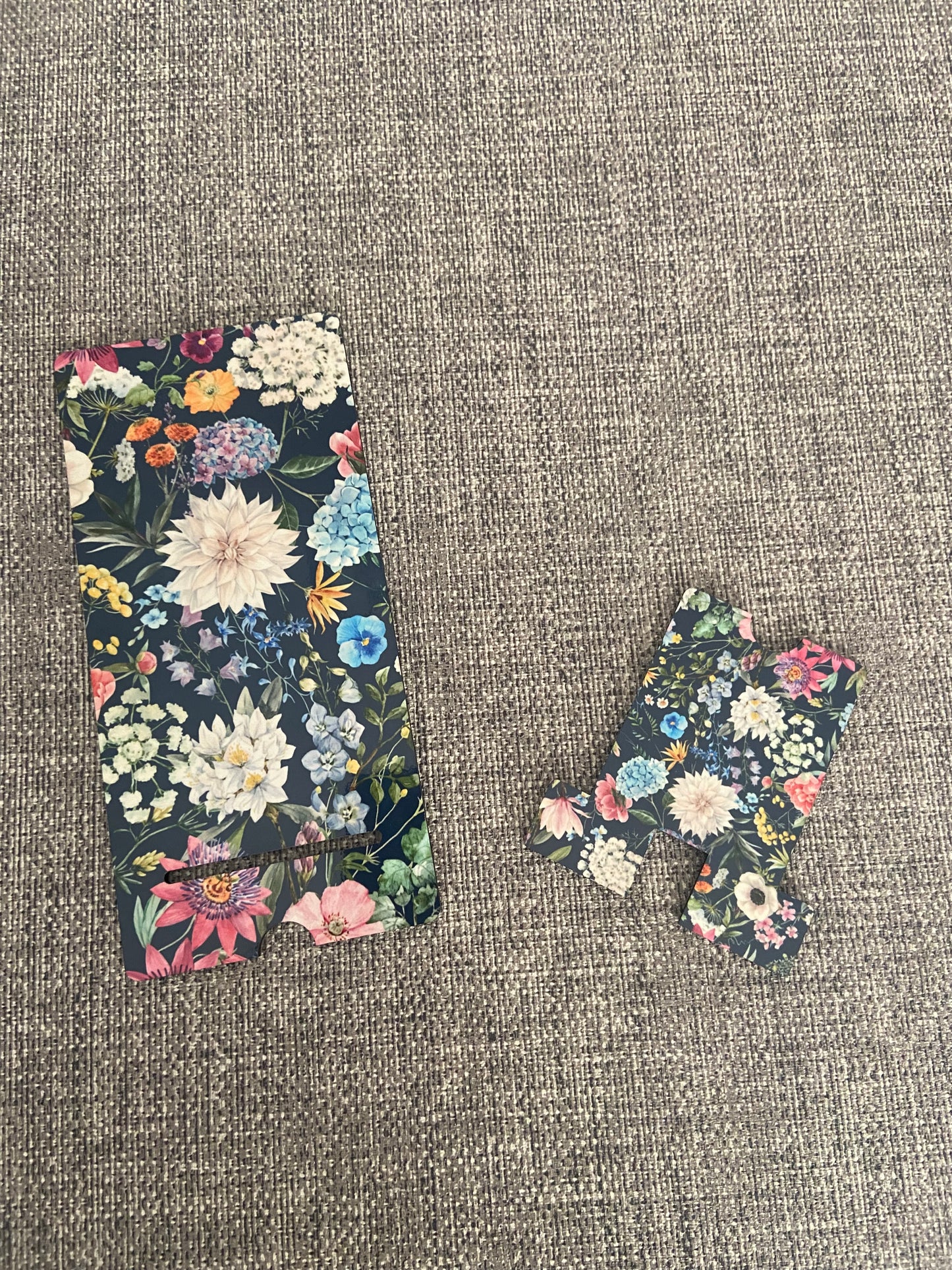 Mobile Phone Stand MDF - Vibrant Wildflowers