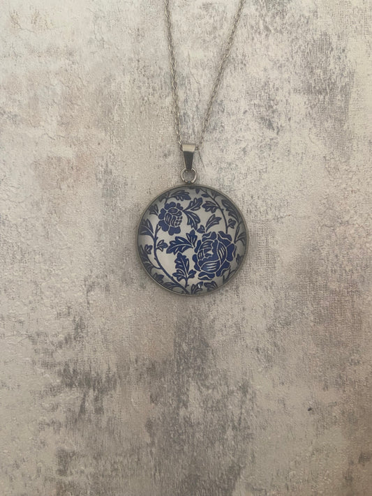 Blue/ White Pattern 2.5cm Pendant Silver Necklace (60cm chain) 2 variations
