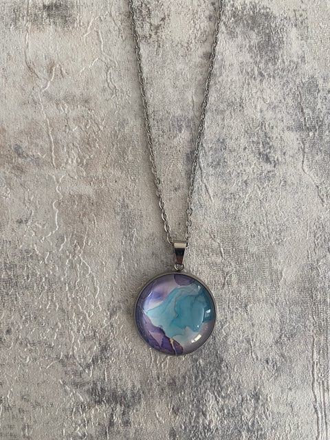 Elegant Liquid Art Coloured 2cm Silver Pendant Necklace (45cm chain) 10 Variations