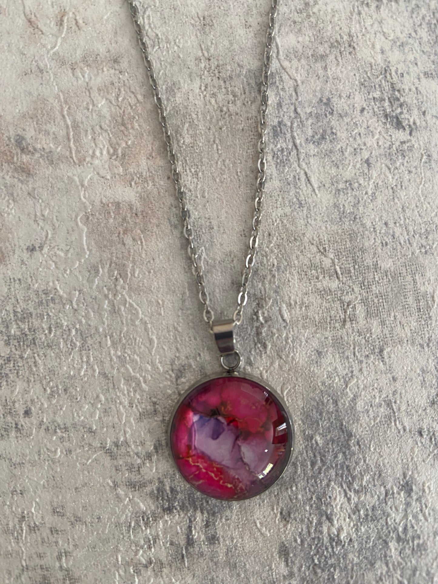 Elegant Liquid Art Coloured 2cm Silver Pendant Necklace (45cm chain) 10 Variations