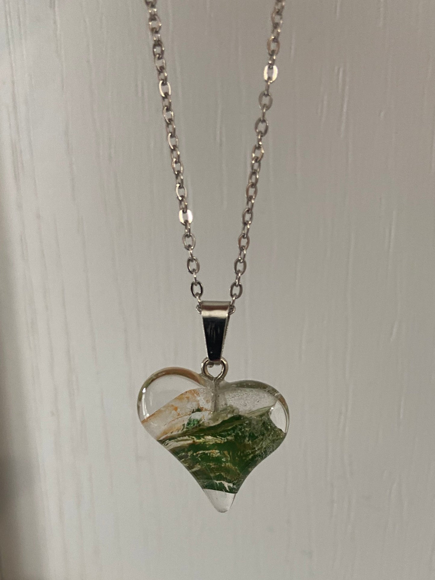 Natual Transparent Colours Crystal Heart Silver 2x2cm Heart Pendant (45cm chain) 10 Variations