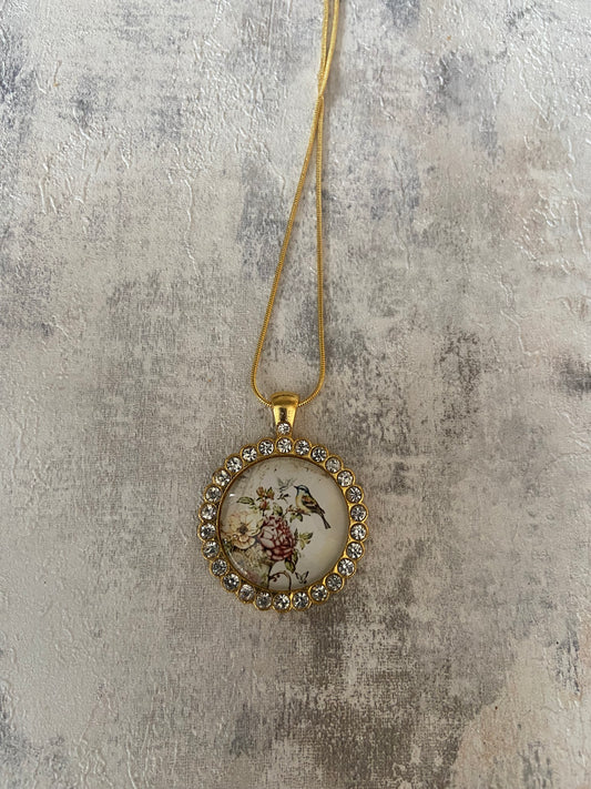 Dazzling & beautiful large gold bird pendant 3x3cm Pendant (60cm chain); 7 Variations