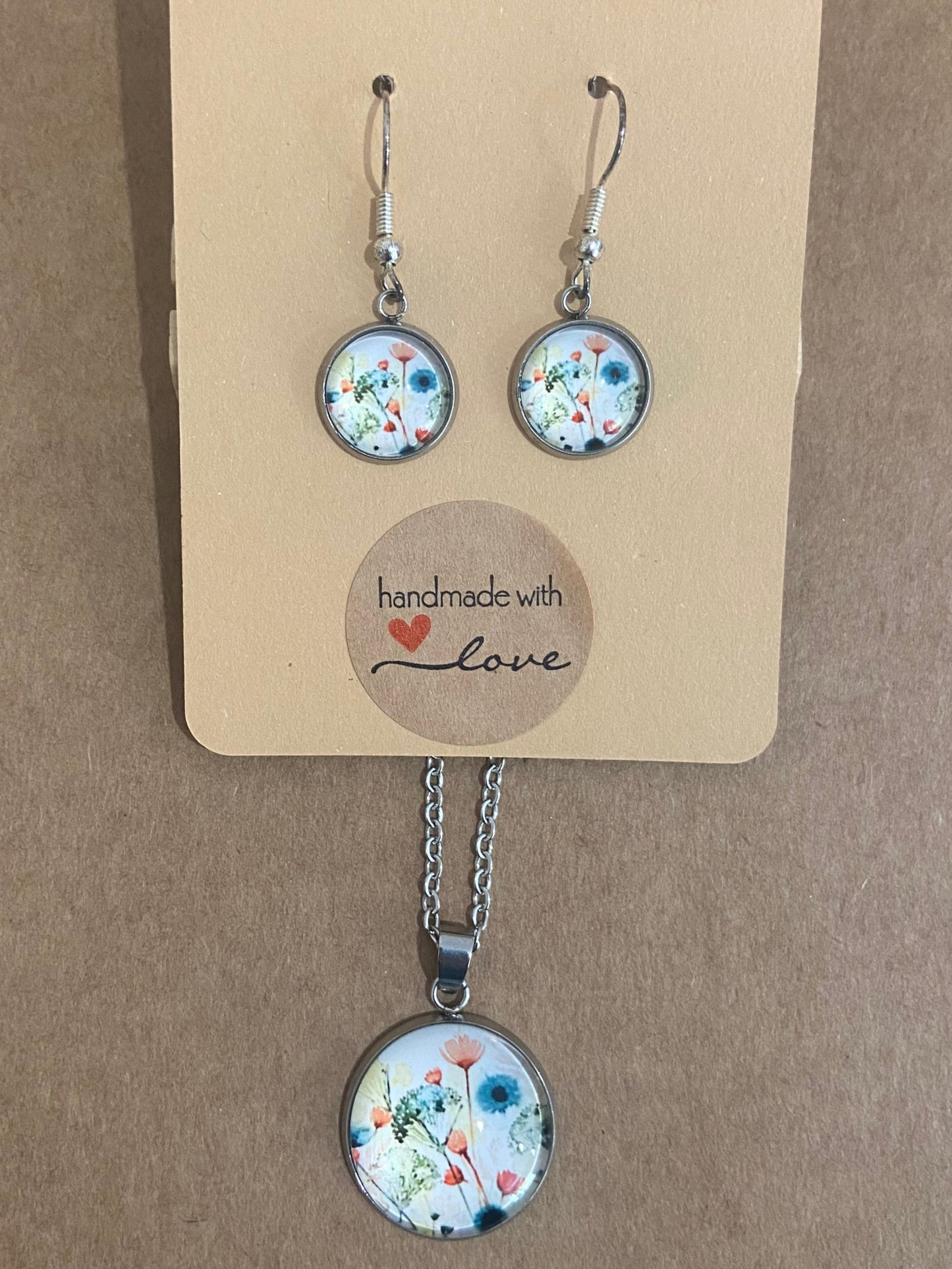 Floral Silver earring & necklace set (45cm chain)