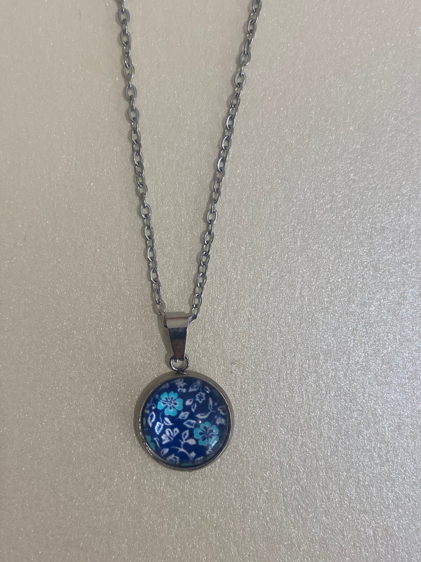 Blue Floral Silver earring & necklace set (45cm chain)