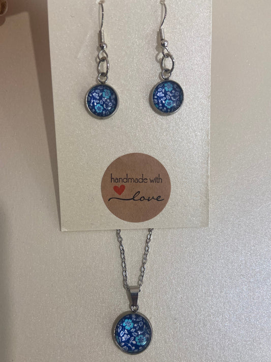 Blue Floral Silver earring & necklace set (45cm chain)