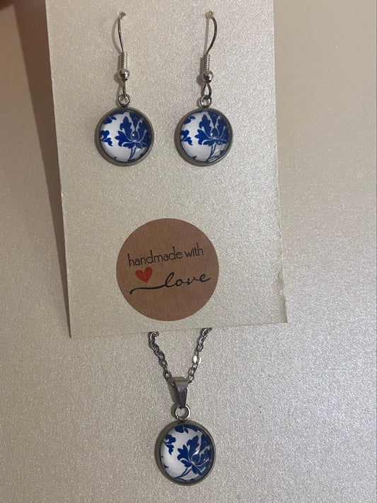 Blue/white leaf Silver earring & necklace set (45cm chain)