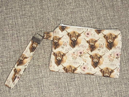 Wristlet Keychain Zip Pouch - Highland Cow
