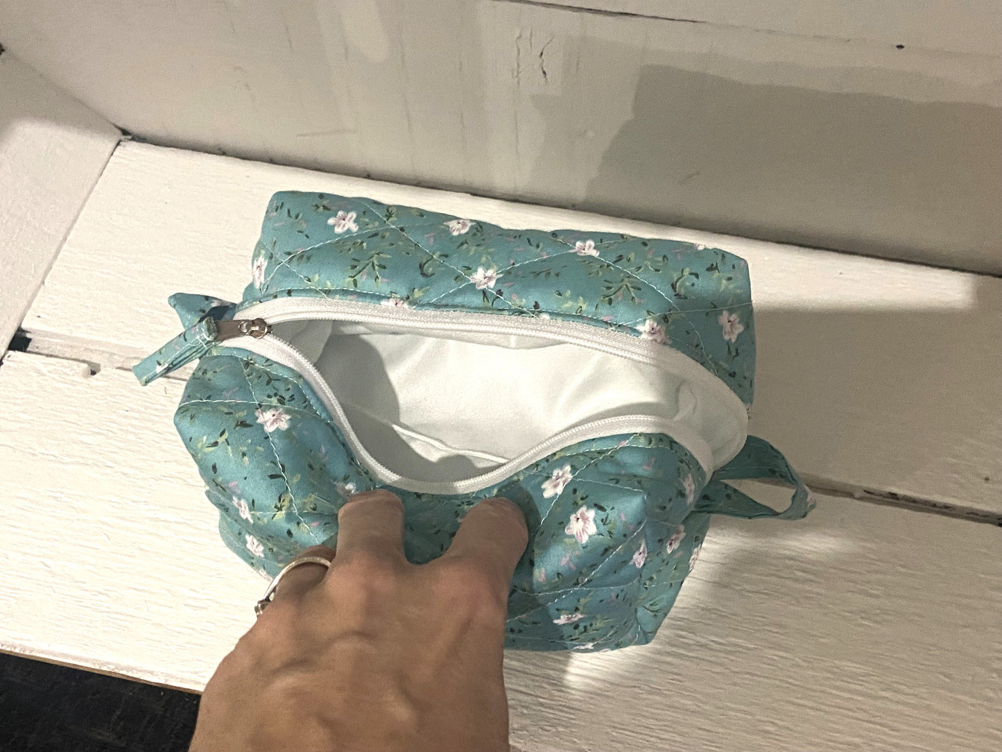 Quilted Boxy Pouch - Medium - Light Teal Floral