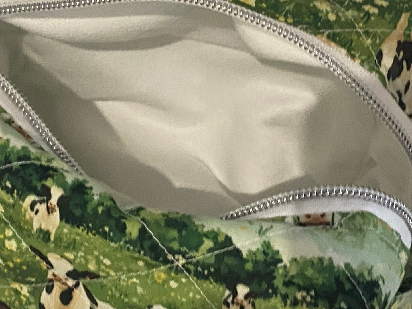 Quilted Boxy Pouch - Medium - Fresion Cow in Field