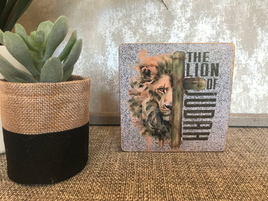 Lion of Judah Wooden Square Shape Freestanding Plaque 10x10cm