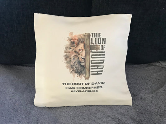 Cushion Cover 45x45cm The Lion of of Judah, the Root of David, has triumphed. Revelation 5:5