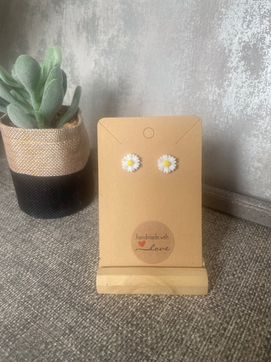 Small Resin Daisy Stud Earrings