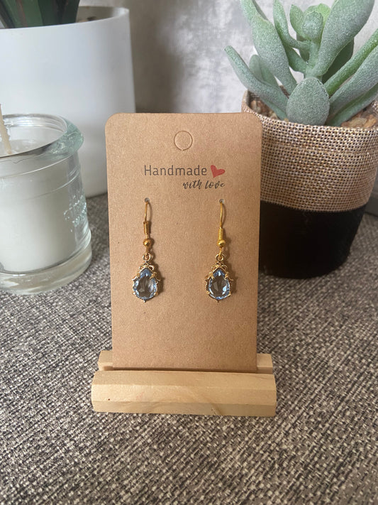 Teardrop Glass Gold Earring