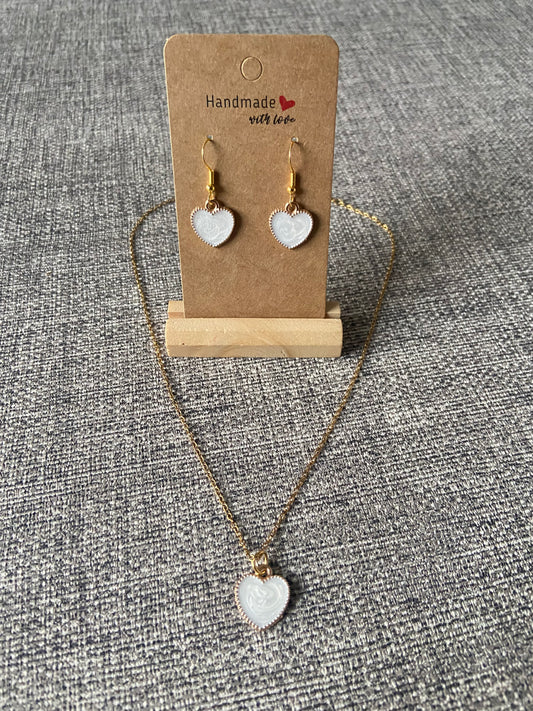 White Marbled Heart Dangle Gold Earrings & Necklace Set