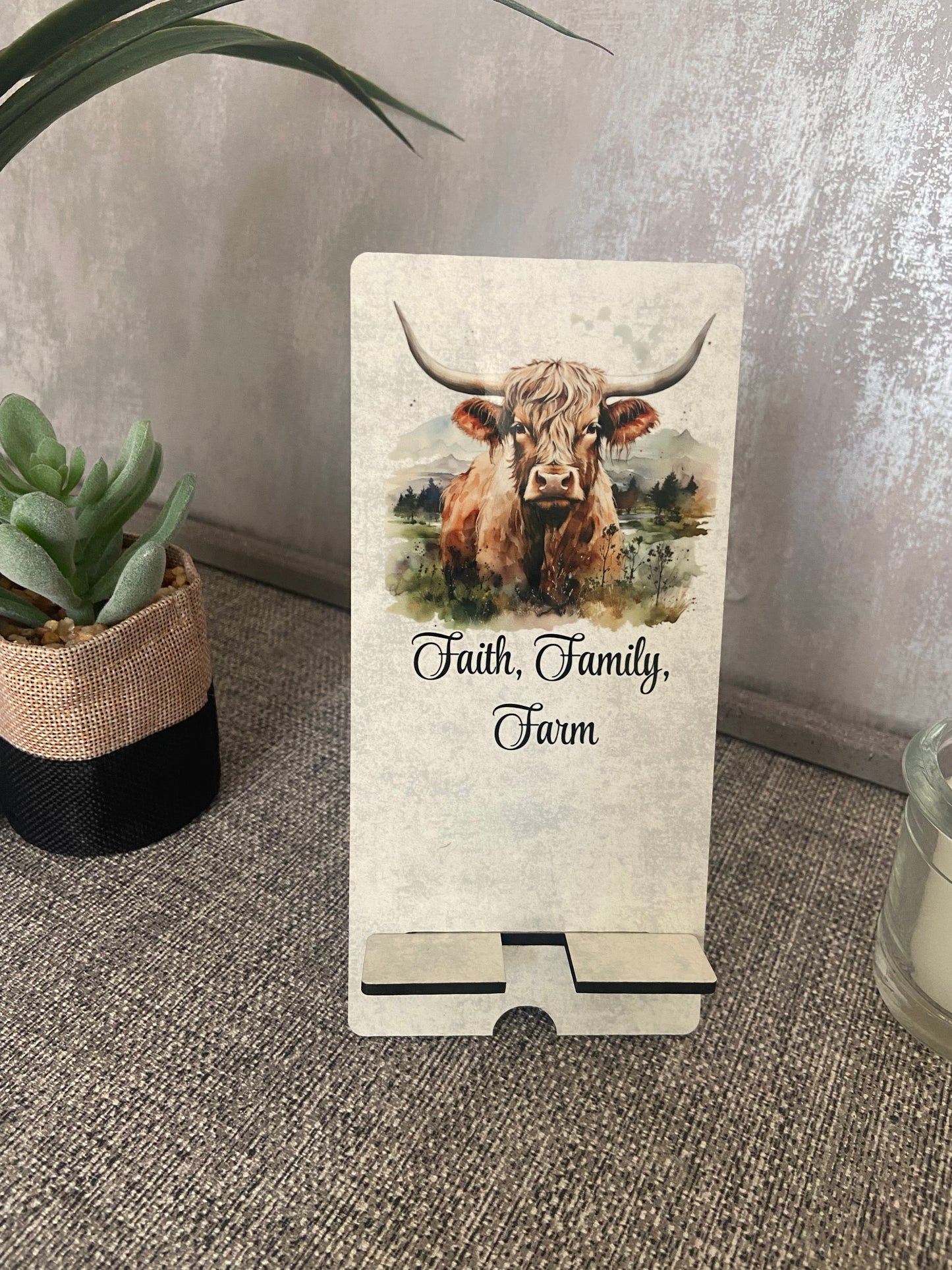 Mobile Phone Stand MDF - HighLand Cow Faith, Family, Farm