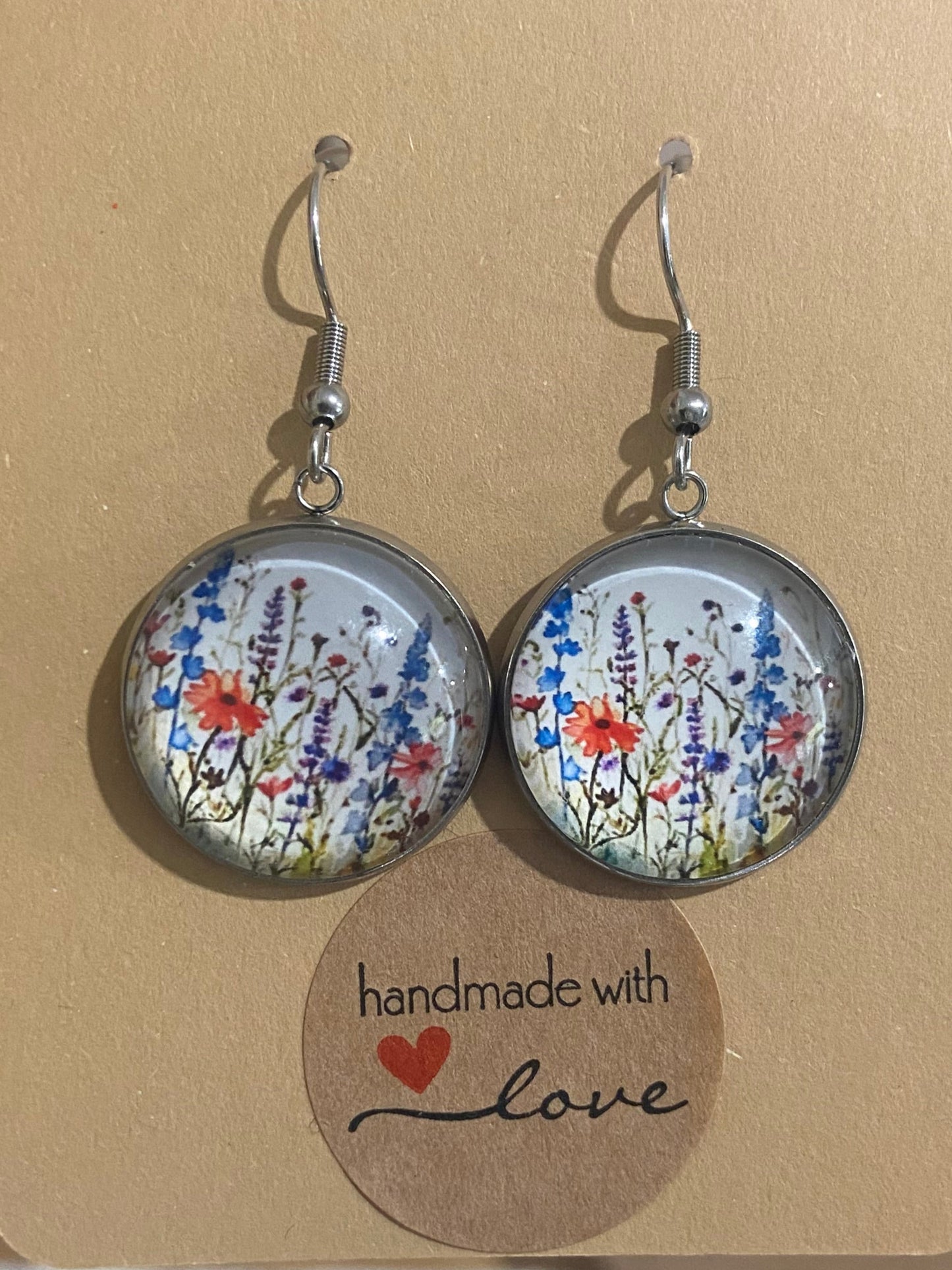 Dazzling & beautiful large wildflower pendant & Earring Set