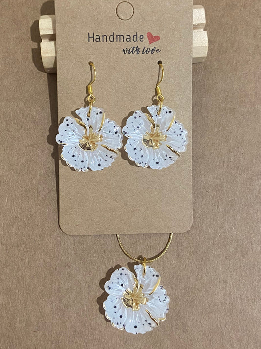 White & Gold with Speckles Gold earring & necklace set (45cm chain)