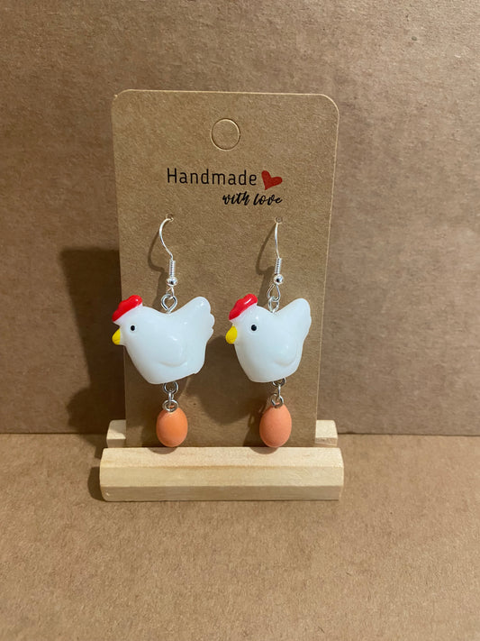 Chicken 'n' Egg Silver dangle earring