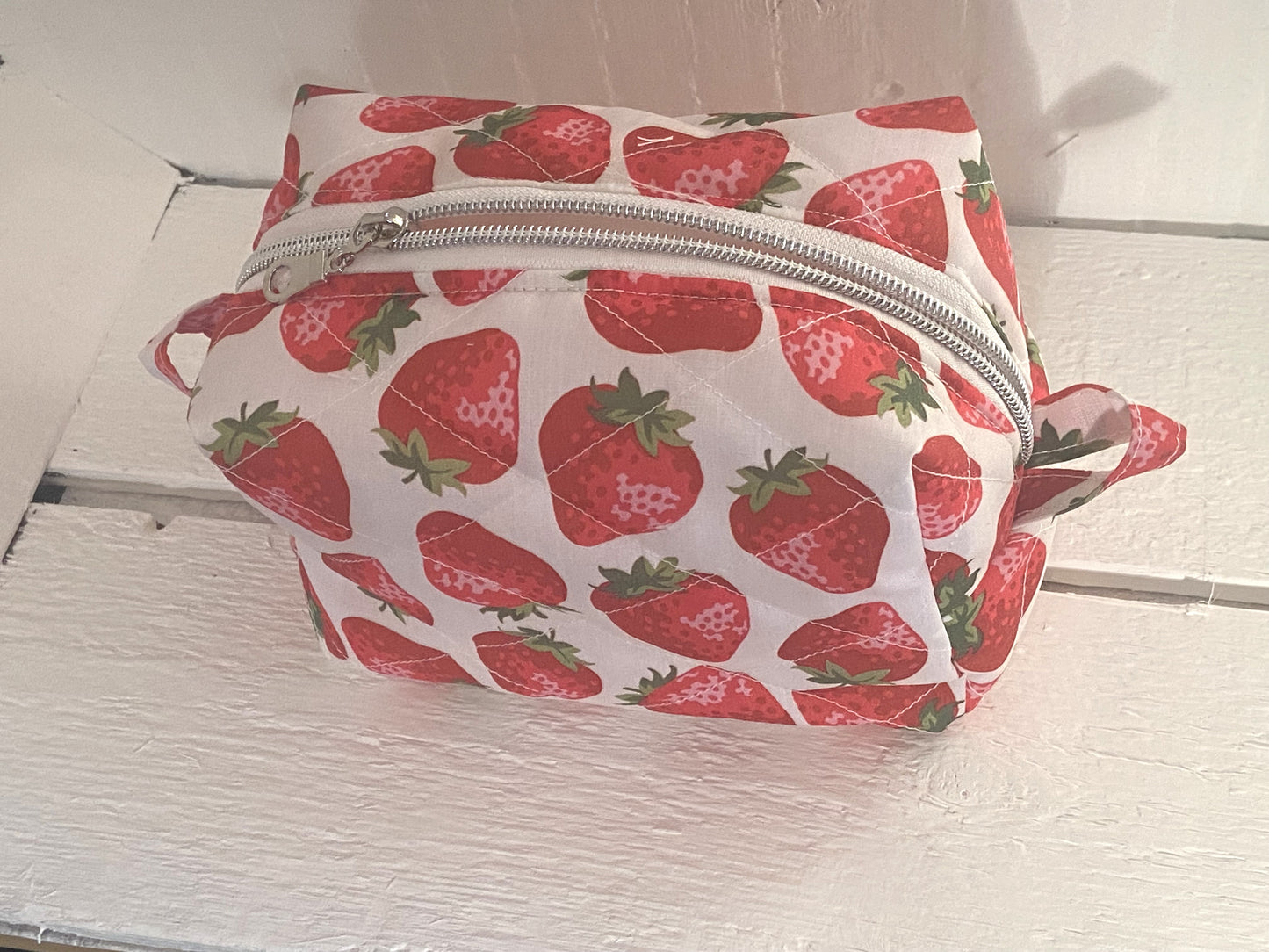 Quilted Boxy Pouch - Medium - Large Strawberries