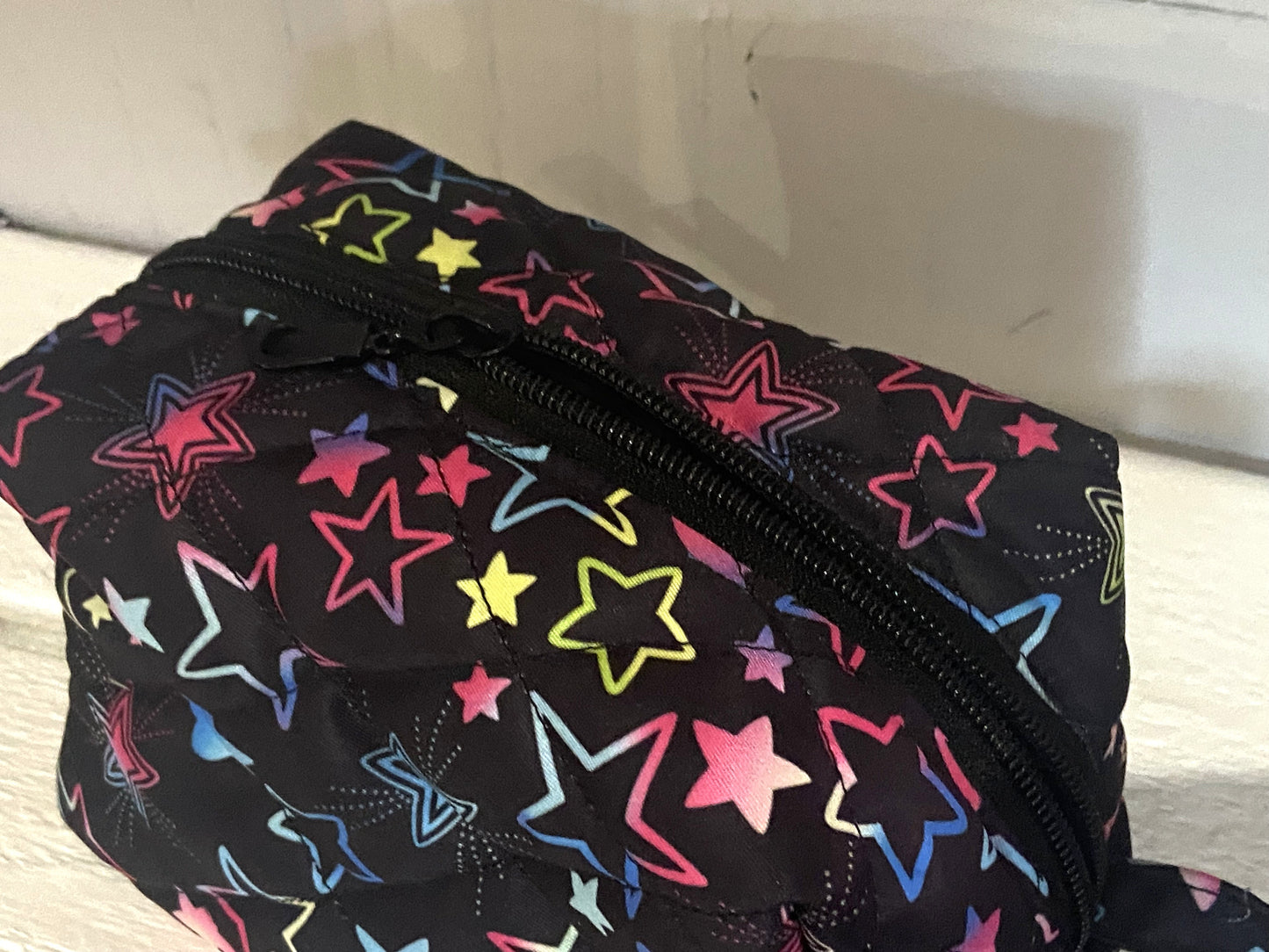 Quilted Boxy Pouch - Medium - Colourful Stars