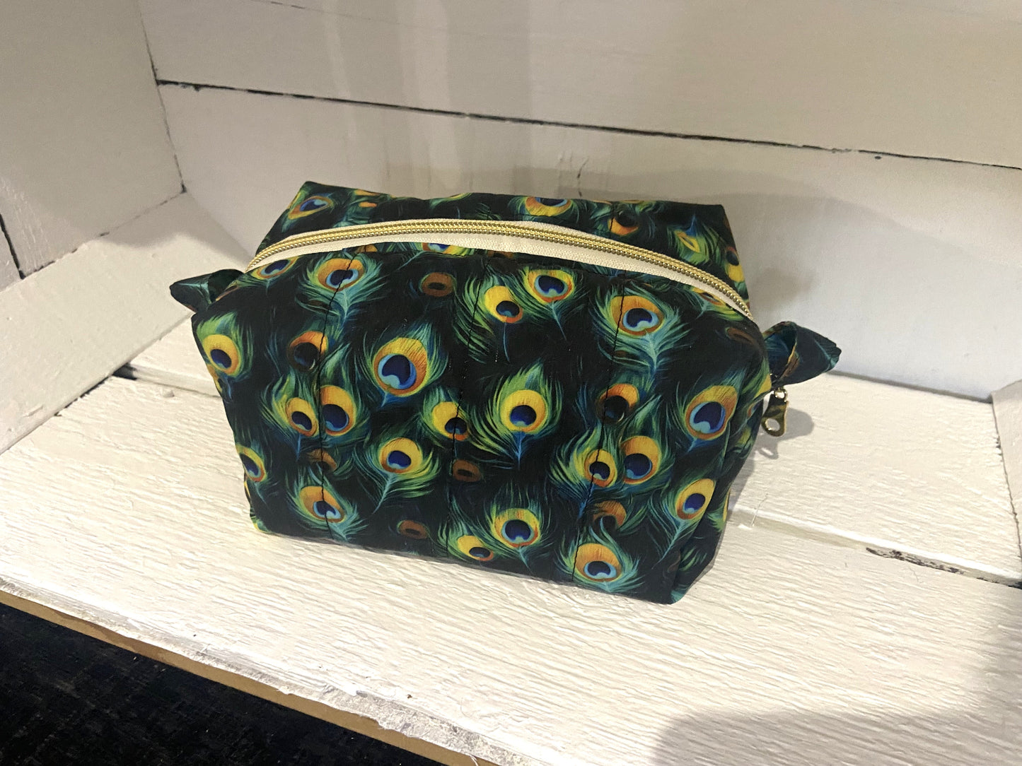 Quilted Boxy Pouch - Medium - Peacock