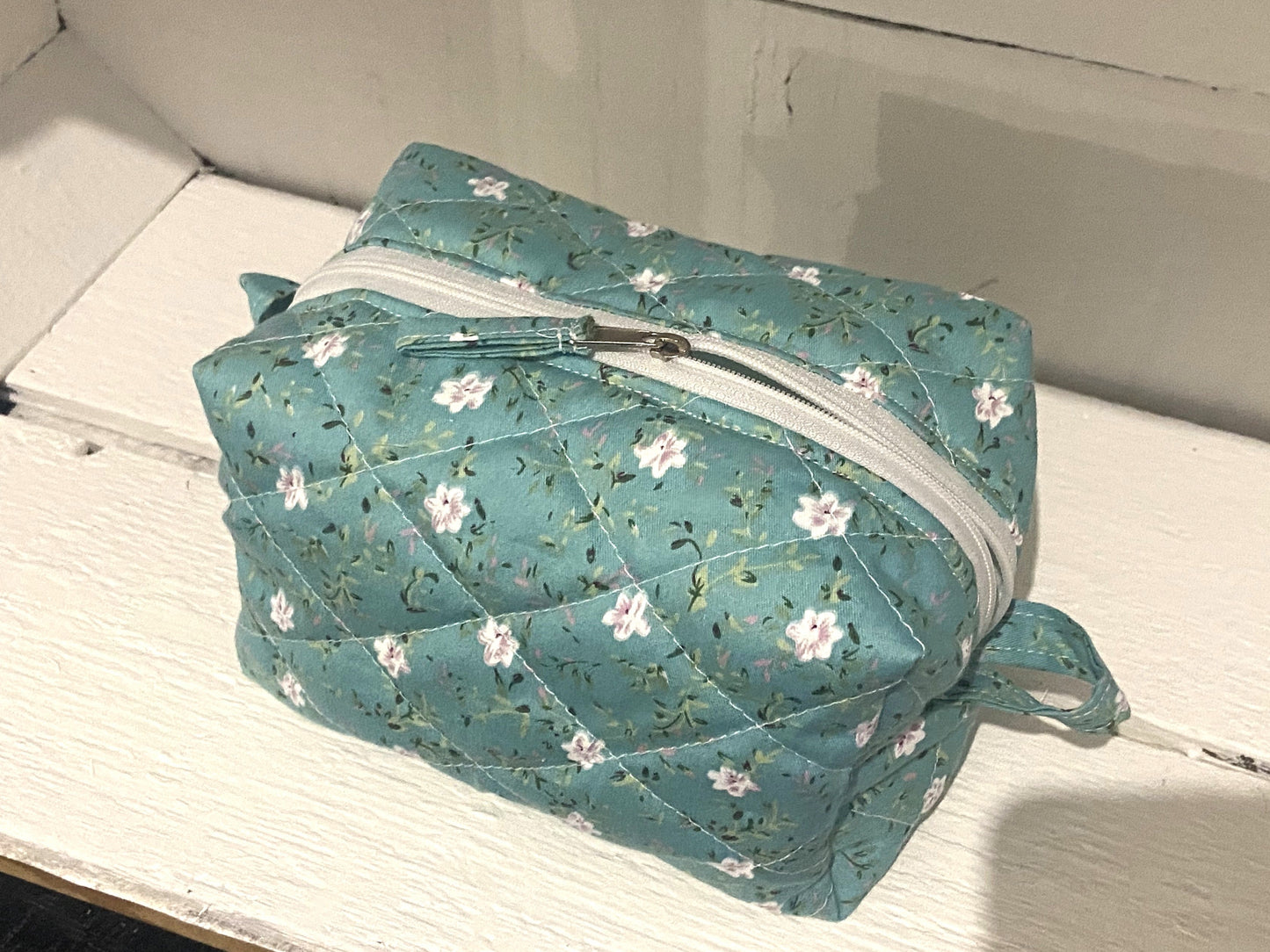 Quilted Boxy Pouch - Medium - Light Teal Floral