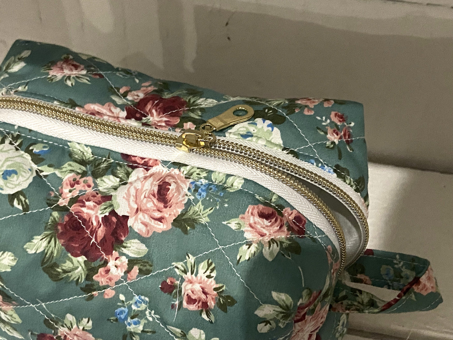 Quilted Boxy Pouch - Medium - Roses with Deep Teal background