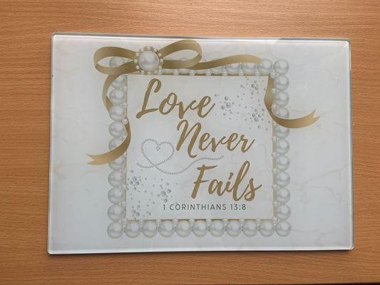 Medium Rectange Chopping Boards - 20x27.5cm Heat Resistant - Love Never Fails 1 Cor 13:8